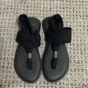 sanuk flip flops